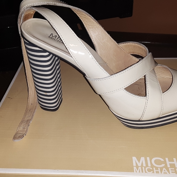 Shoes - Picture 1 of 2